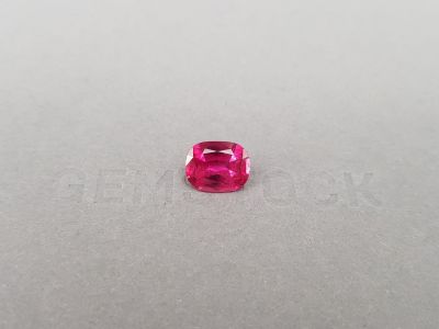 Насыщенно-розовый рубеллит в огранке кушон 2,38 карата photo