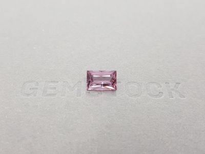 Шпинель розовато-пурпурного цвета в огранке багет 2,04 карата, Вьетнам, ICA photo