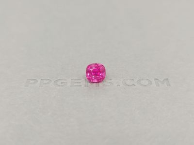 Неоновая розовая шпинель Махенге 2,10 карата photo