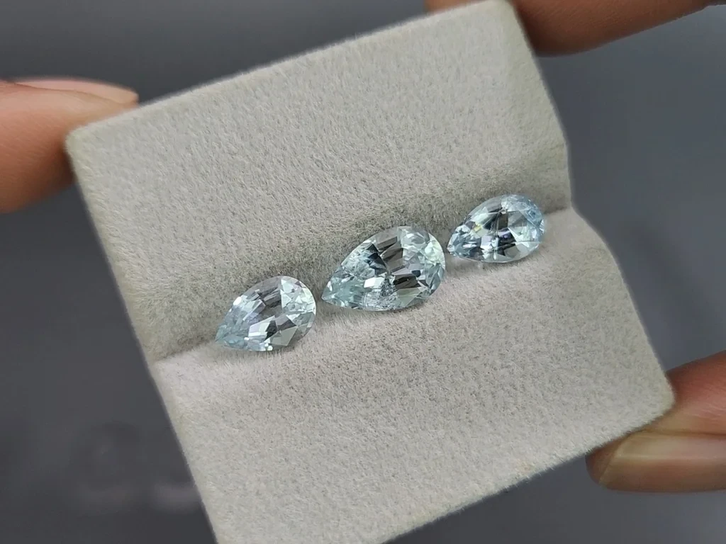 Сет аквамаринов в огранке груша 4,07 карат, Мадагаскар Изображение №5