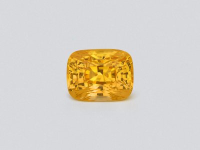 Инвестиционный негретый сапфир Golden Yellow в огранке кушон 30,50 карат, Шри-Ланка photo