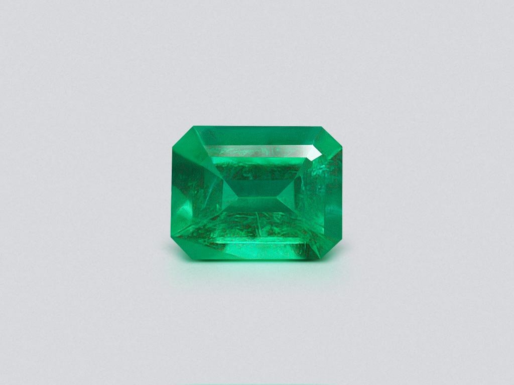 Колумбийский изумруд Vivid Green 1,67 карат Изображение №1