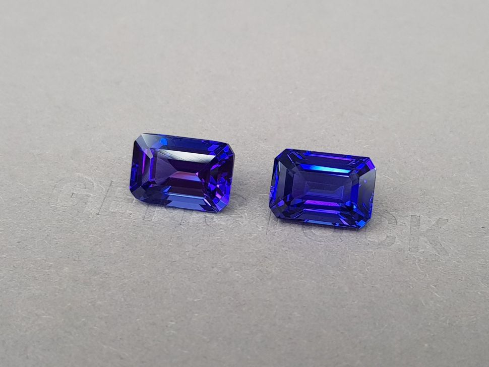 Пара ярких сине-фиолетовых танзанитов в огранке октагон 13,80 карат Изображение №3