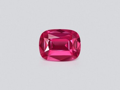 Шпинель Махенге Vibrant Pink в огранке кушон 3,26 карата, Танзания  photo
