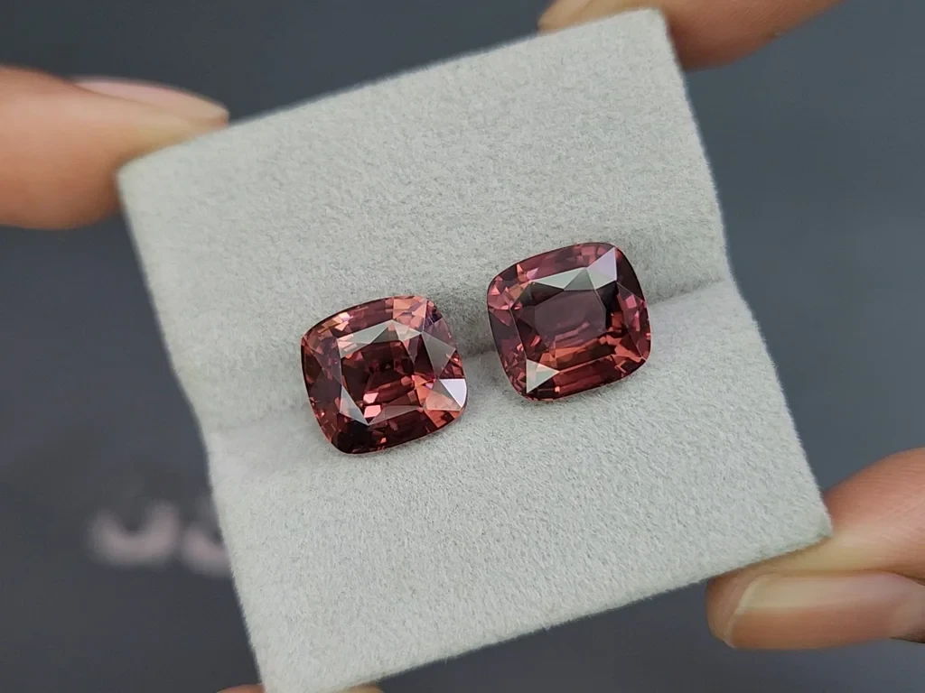 Пара коричневый цирконов в огранке кушон 17,48 карат, Танзания Изображение №4