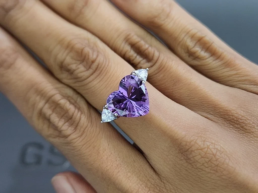 Аметист в высокоточной огранке сердце 4,74 карат, Бразилия Изображение №5
