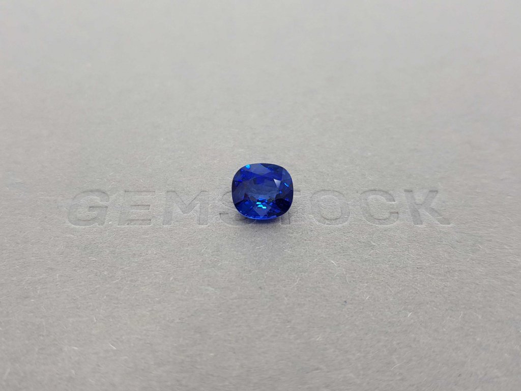 Синий сапфир Royal Blue 2,80 карат, Шри-Ланка, ICA Изображение №1