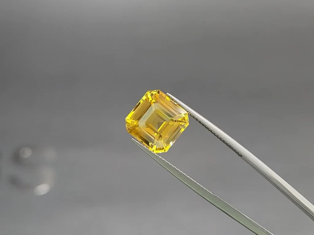 Сапфир Golden Yellow в огранке ашер 8,65 карат, Шри-Ланка Изображение №3