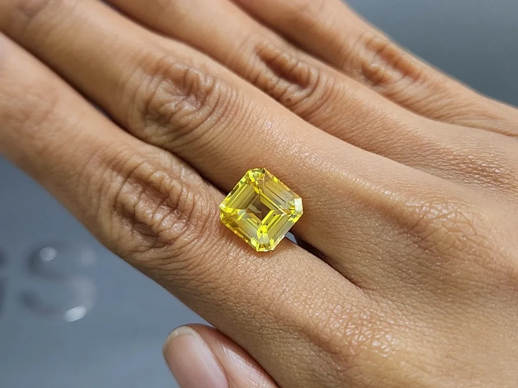 Сапфир Golden Yellow в огранке ашер 8,65 карат, Шри-Ланка Изображение №2