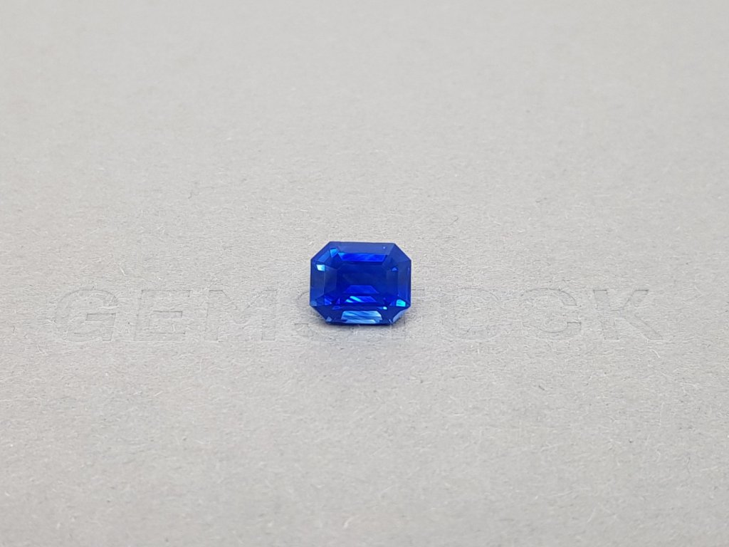 Яркий сапфир редкого оттенка "Electric blue" 2,73 карата, Шри-Ланка Изображение №1