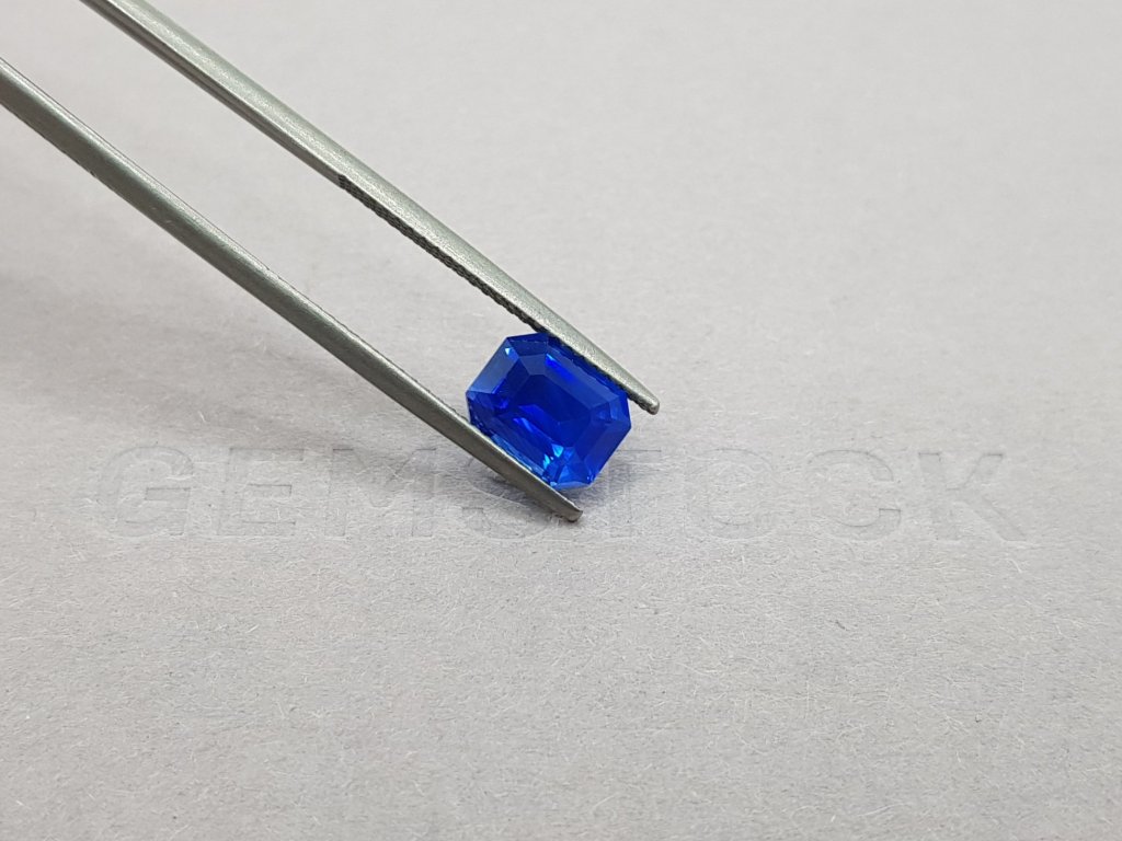 Яркий сапфир редкого оттенка "Electric blue" 2,73 карата, Шри-Ланка Изображение №4