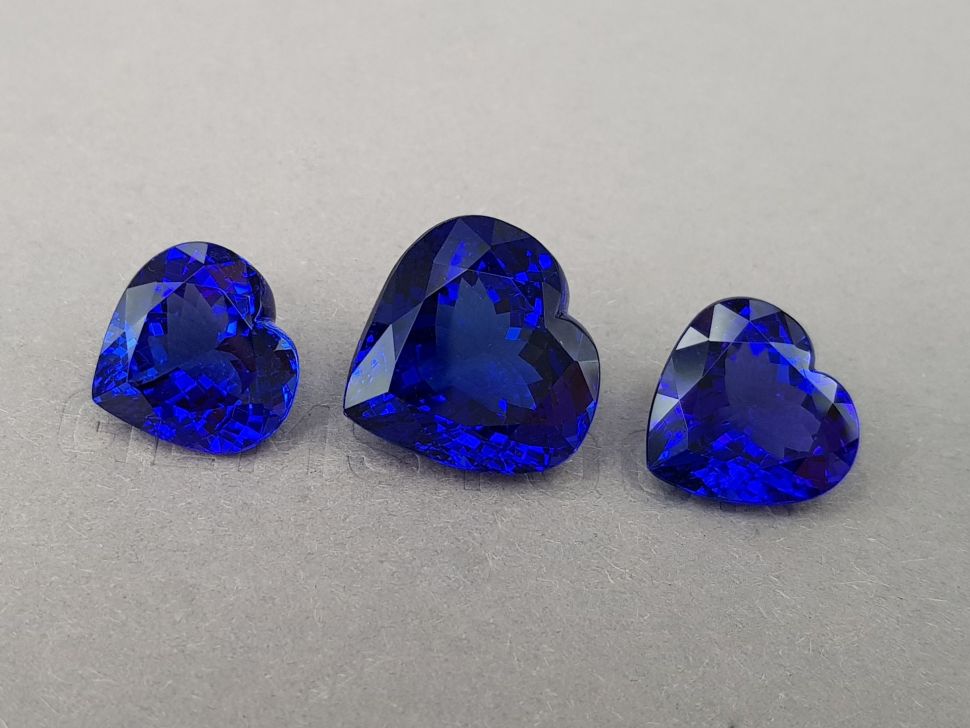 Сет танзанитов цвета Royal Blue 43,75 карат в огранке сердце из Танзании Изображение №3
