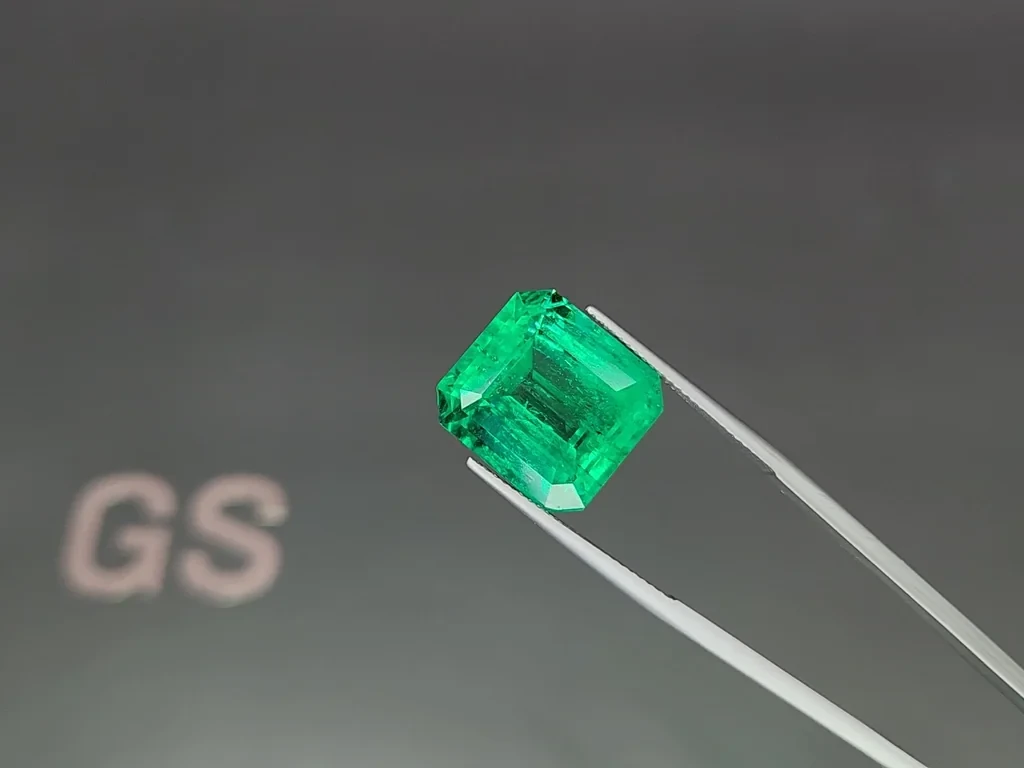 Изумруд в огранке октагон 17,17 карат, Колумбия Изображение №3