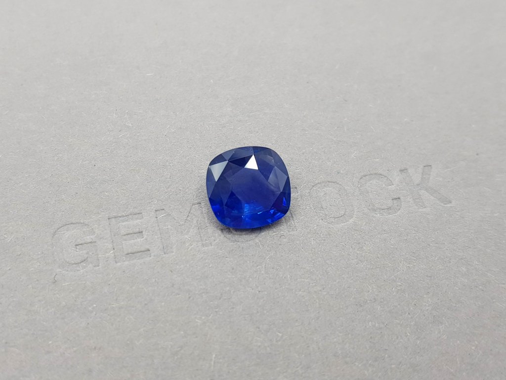 Синий сапфир в огранке кушон цвета Royal Blue 4,20 карат, Шри-Ланка Изображение №3