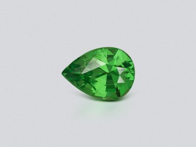Гранат цаворит Intense Green в огранке груша 2,26 карата, Танзания  photo