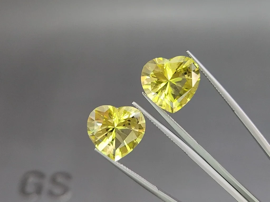 Сет из лимонного кварца в высокоточной огранке сердце 24,92 карат, Африка Изображение №4