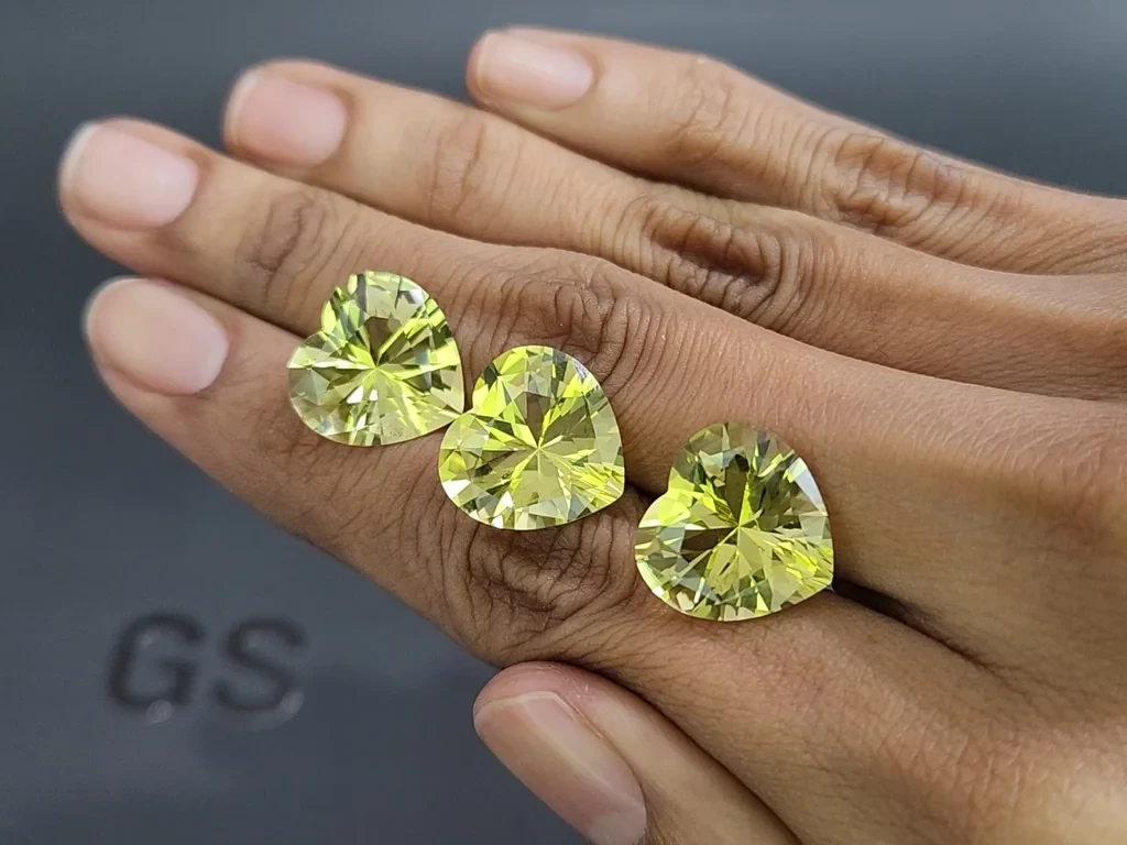 Сет из лимонного кварца в высокоточной огранке сердце 24,92 карат, Африка Изображение №2