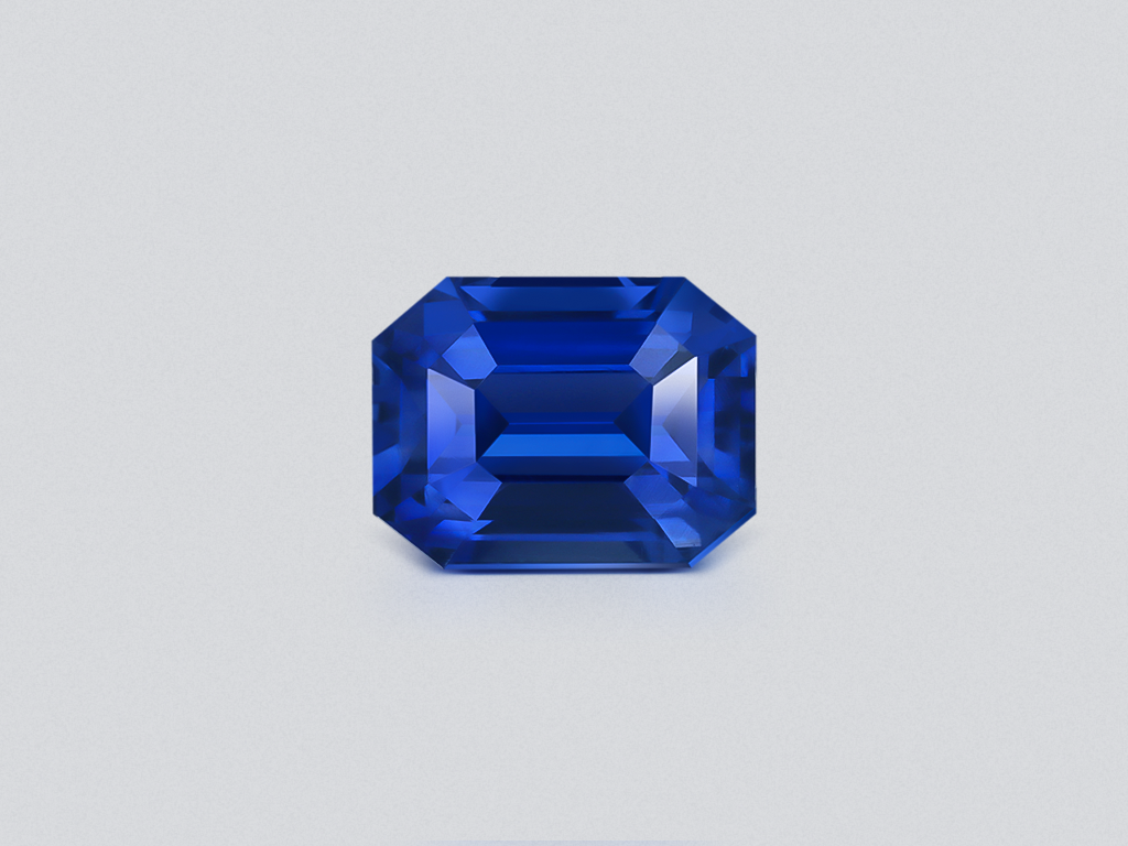 Негретый сапфир Royal Blue в огранке октагон 7,62 карат, Мадагаскар Изображение №1