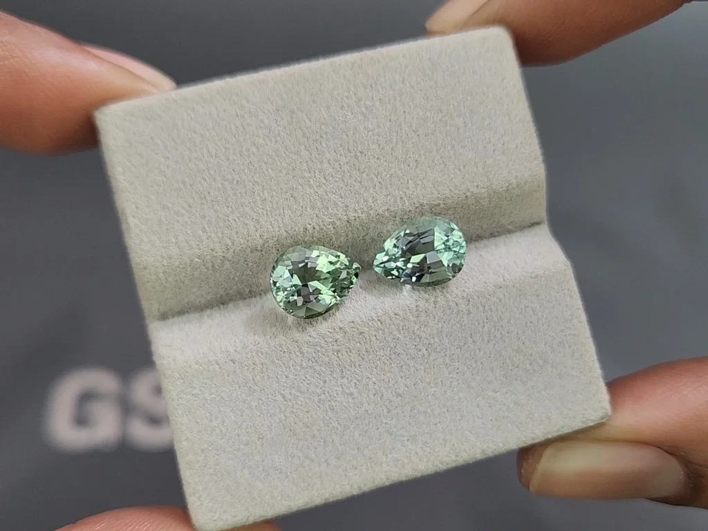 Пара аквамаринов в огранке груша 3,25 карат, Мозамбик Изображение №4