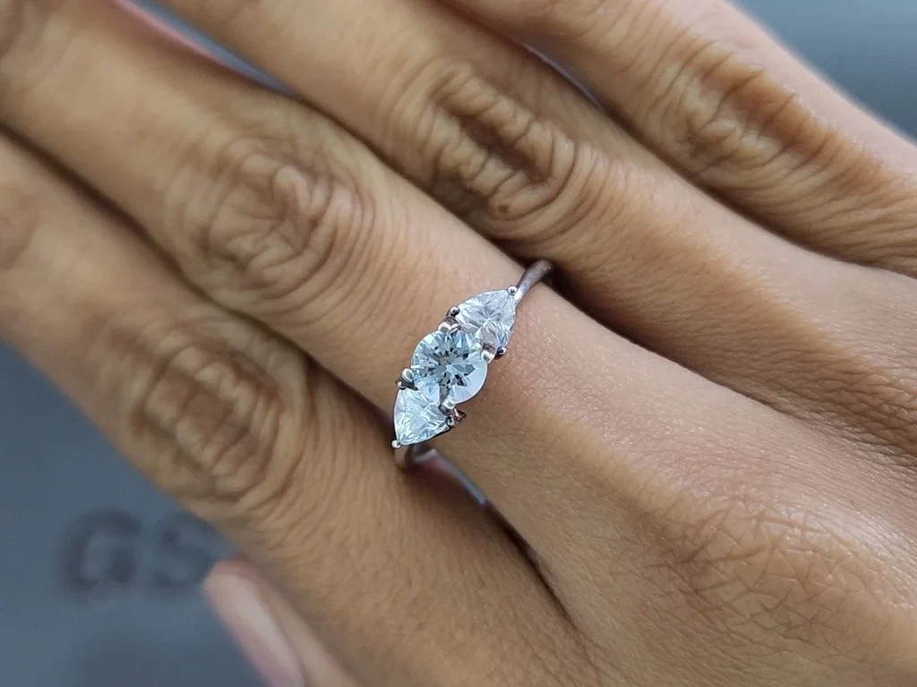 Аквамарин в огранке круг 0,48 карат, Мадагаскар  Изображение №5