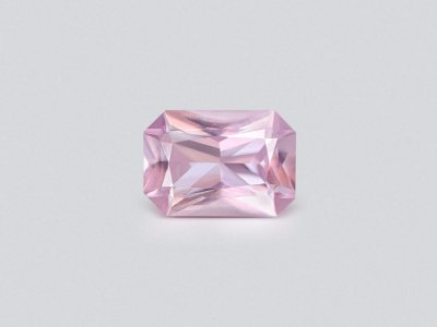 Негретый сапфир (Baby Pink) в огранке радиант 0,79 карата, Мадагаскар photo