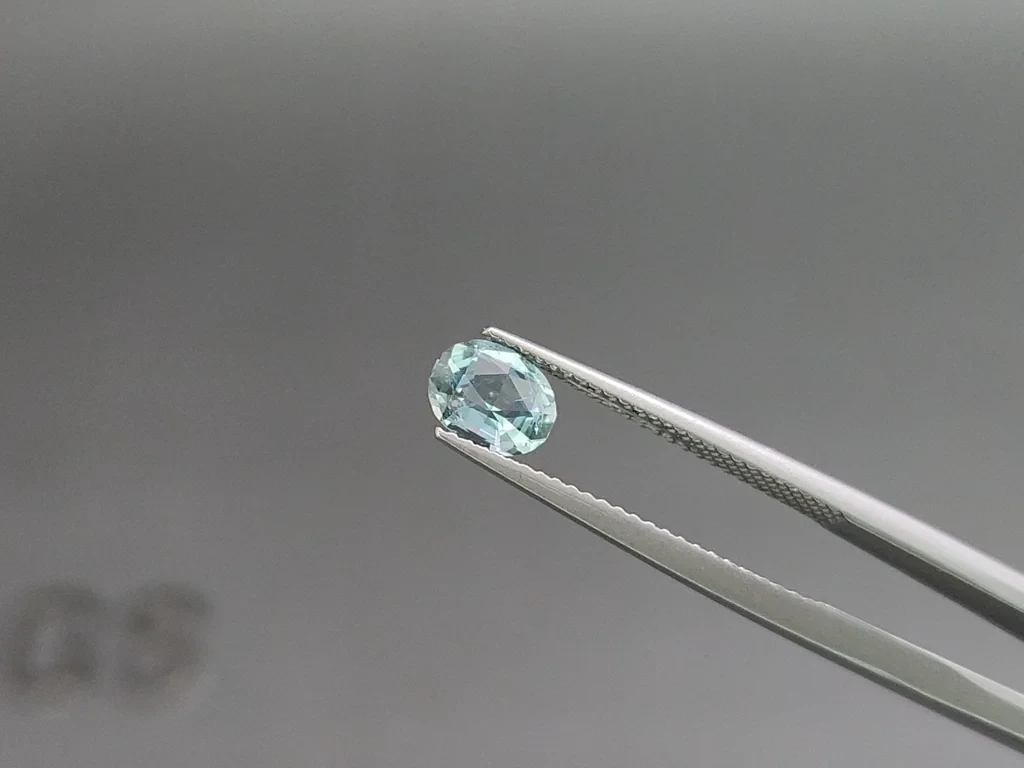 Аквамарин в огранке овал 0,66 карат, Мадагаскар  Изображение №3