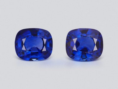 Пара синих сапфиров Royal blue в огранке кушон 3,98 карата, Шри-Ланка photo