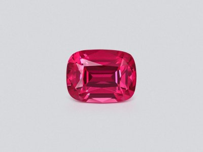 Шпинель Махенге Vibrant Pink-Red в огранке кушон 3,23 карата, Танзания photo