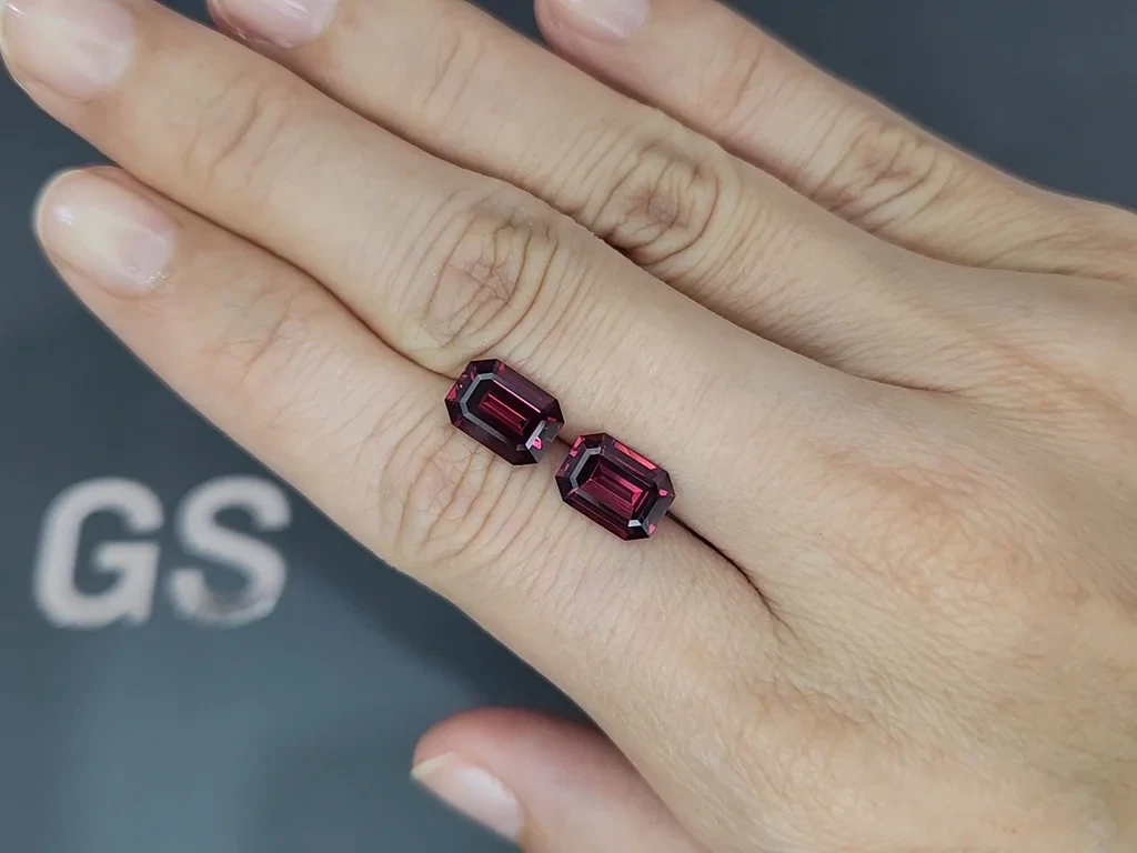 Пара пурпурных гранатов родолит в огранке октагон 5,50 карат, Танзания Изображение №2