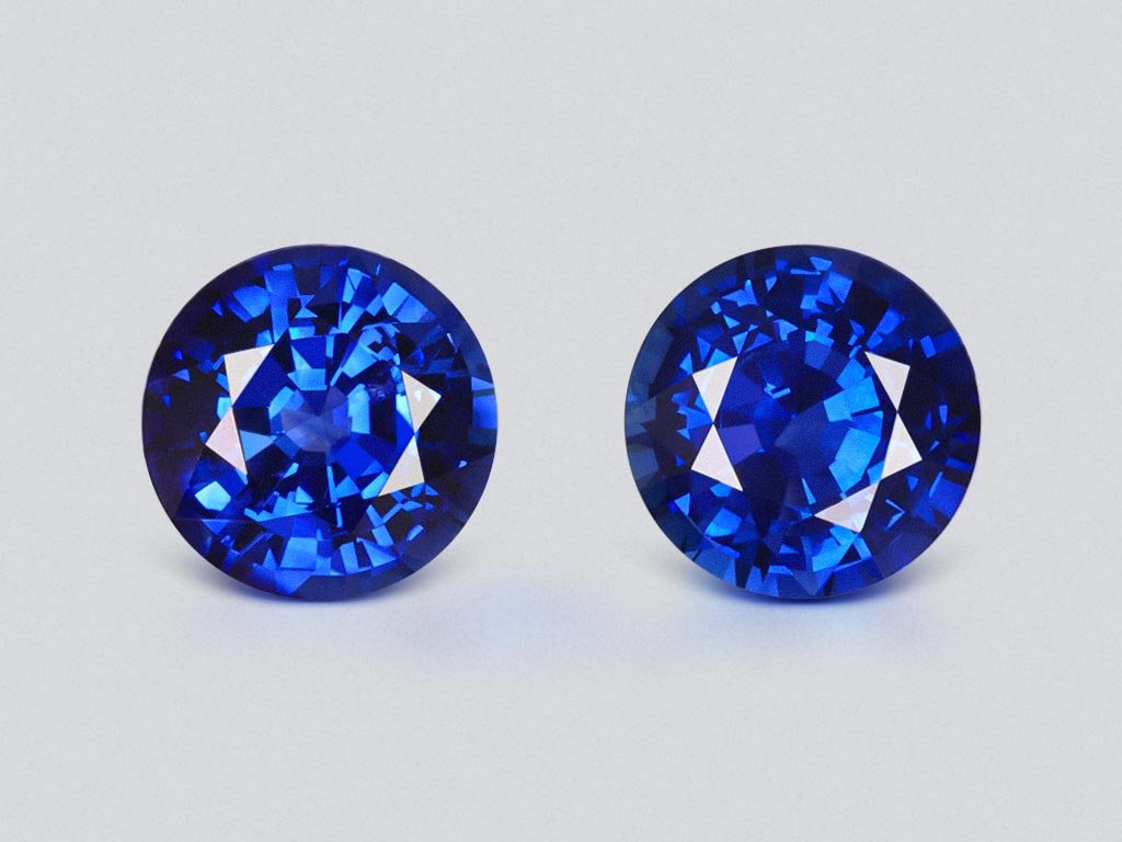 Пара синих сапфиров Royal blue в огранке круг 4,42 карата, Шри-Ланка Изображение №1
