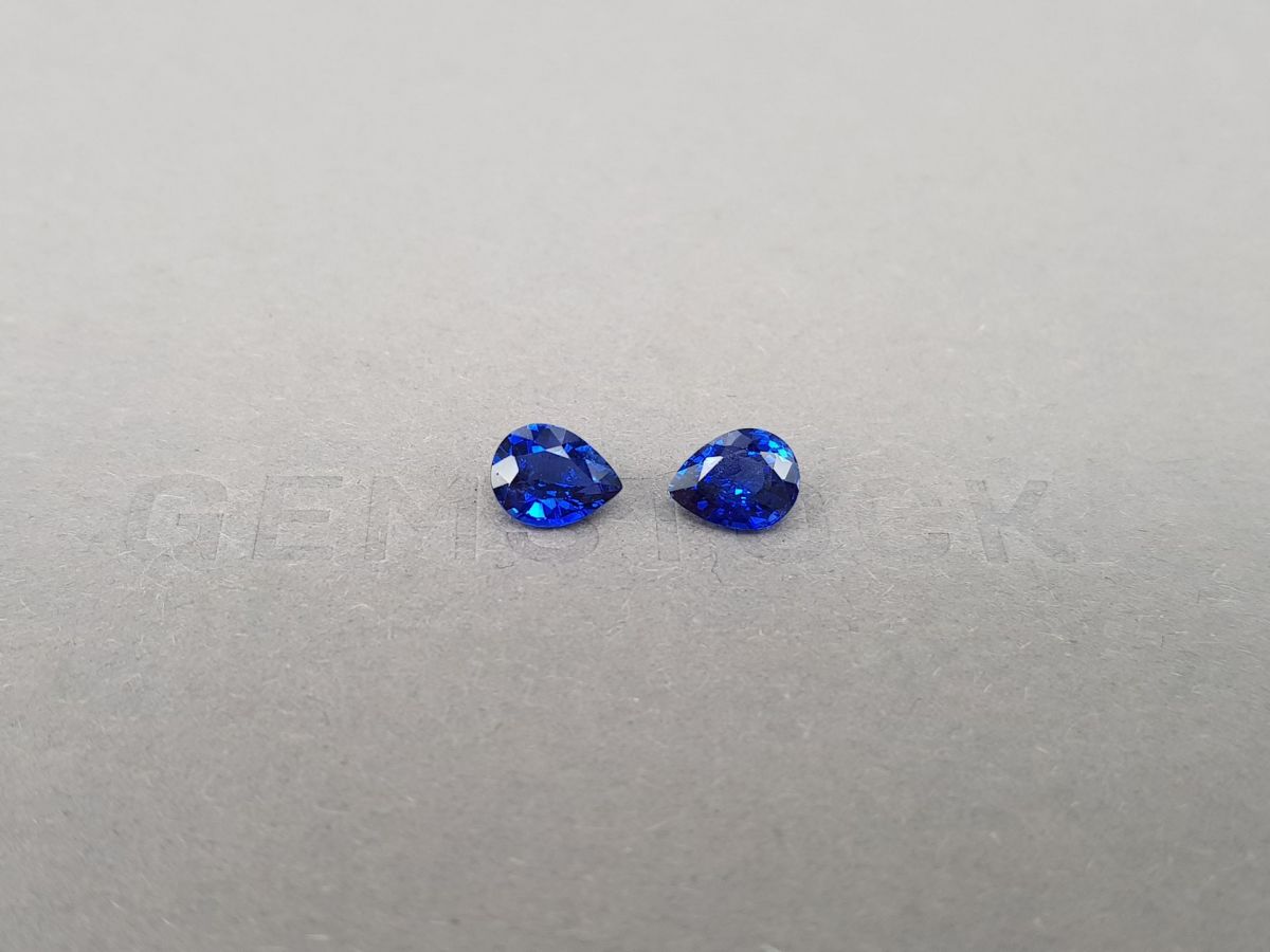 Пара Royal Blue сапфиров 2,13 карат в огранке груша, Шри-Ланка фото №1