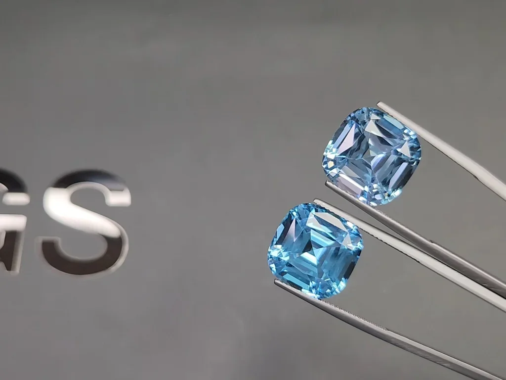 Сет Sky blue топазов в высокоточной огранке кушон 47,99 карат, Мадагаскар Изображение №4