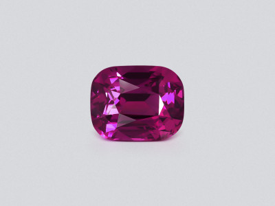 Сапфир Vivid Pink в огранке кушон 2,51 карат, Мадагаскар photo