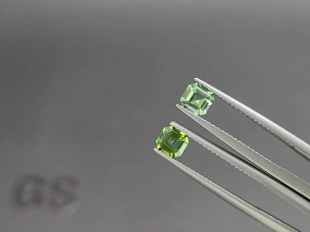 Пара мятно-зеленых турмалинов а огранке ашер 1,04 катат, Конго Изображение №3