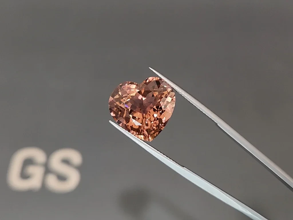 Оранжевый турмалин в огранке сердце 14,29 карат, Африка Изображение №3