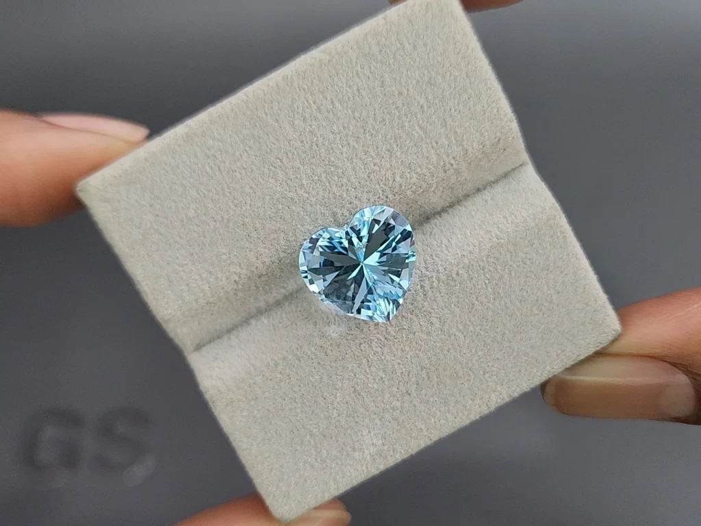 Топаз Sky blue в высокоточной огранке сердце 5,50 карат, Мадагаскар Изображение №4