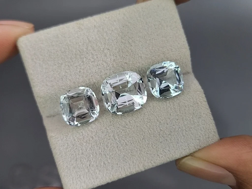 Сет аквамаринов в огранке кушон 9,90 карат, Мадагаскар Изображение №5