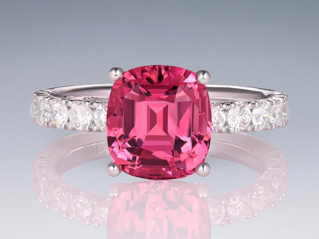 Кольцо с розовым турмалином 3,16 карата и бриллиантами в белом золоте 750 пробы  Изображение №1