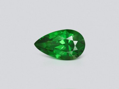 Цаворит Vivid Green в огранке груша 1,70 карата, Танзания  photo