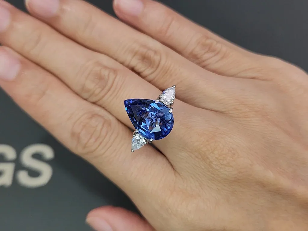 Сапфир Cornflower Blue в огранке груша 8,70 карат, Шри-Ланка Изображение №5