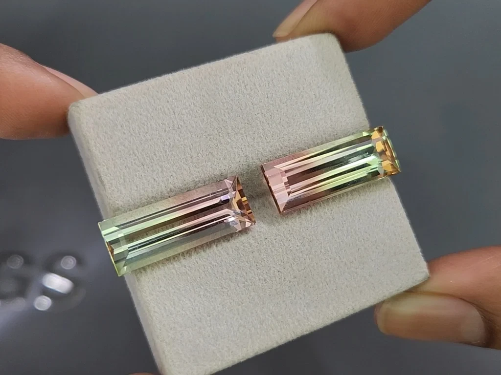 Пара  арбузных турмалинов в огранке багет 17,71 карат, Колумбия Изображение №4