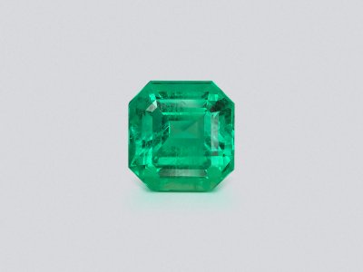 Крупный изумруд Intense Green в огранке октагон 20,57 карат, Колумбия  photo