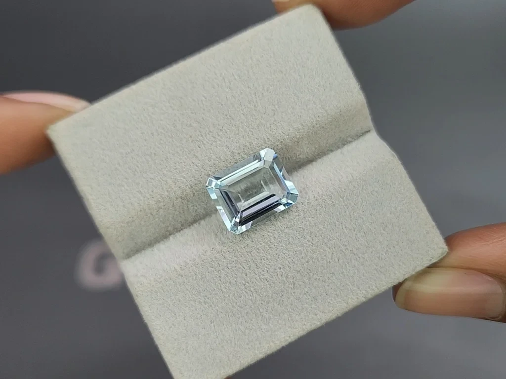 Аквамарин в огранке октагон 3,40 карат, Мадагаскар  Изображение №4