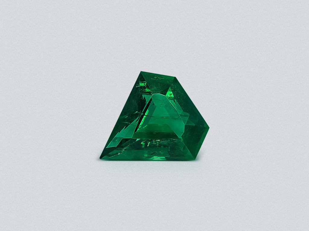 Изумруд Vivid Green в огранке щит 5,15 карат, Замбия Изображение №1