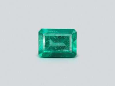 Яркий изумруд цвета Vivid Green 1,17 карат, Колумбия photo