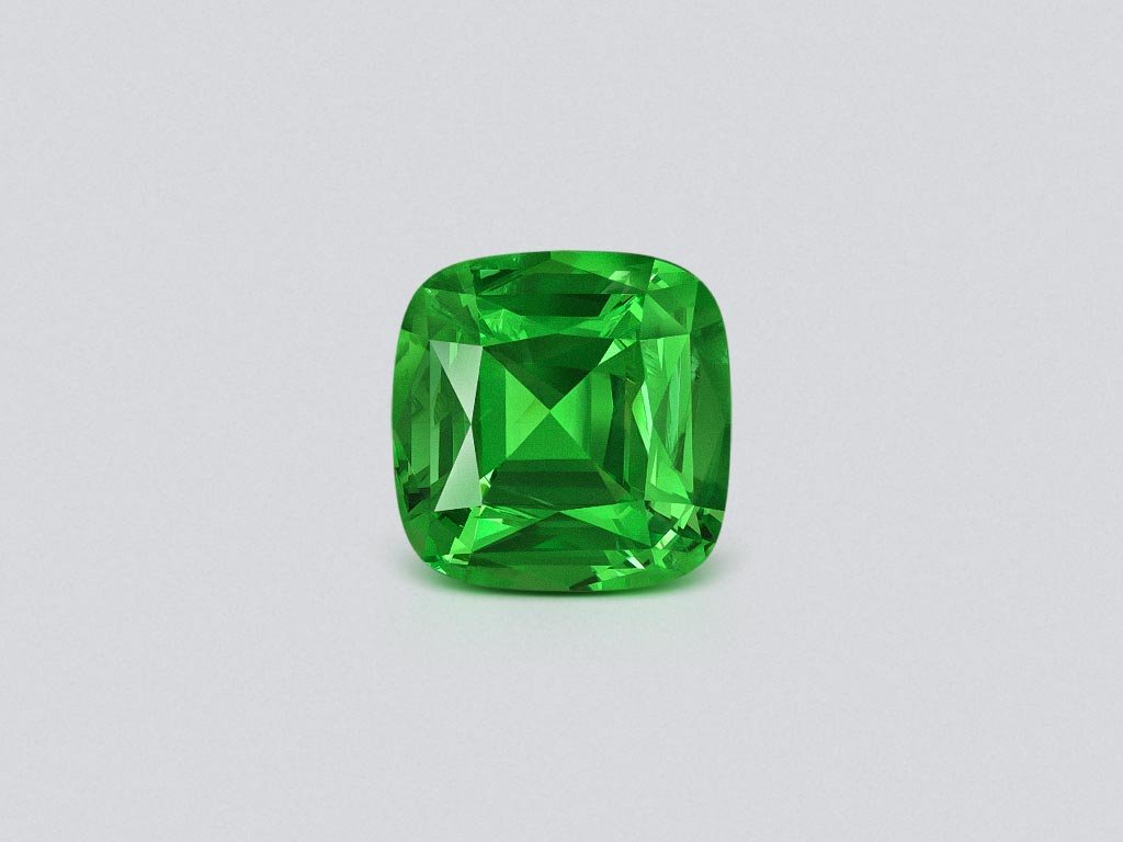 Гранат цаворит Intense Green в огранке кушон 1,92 карата, Танзания  Изображение №1