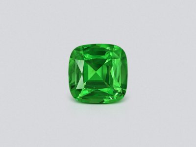 Гранат цаворит Intense Green в огранке кушон 1,92 карата, Танзания  photo