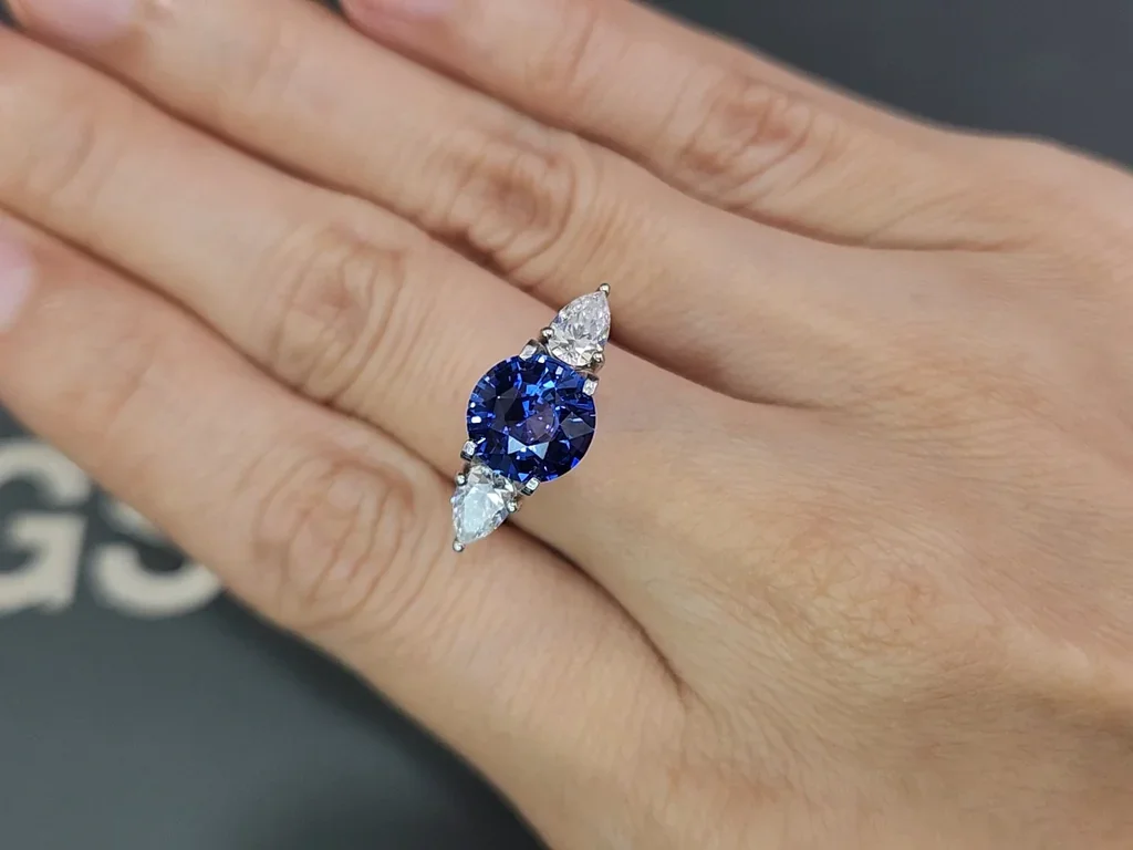 Сапфир Royal Blue в огранке круг 3,05 карат, Шри-Ланка  Изображение №5