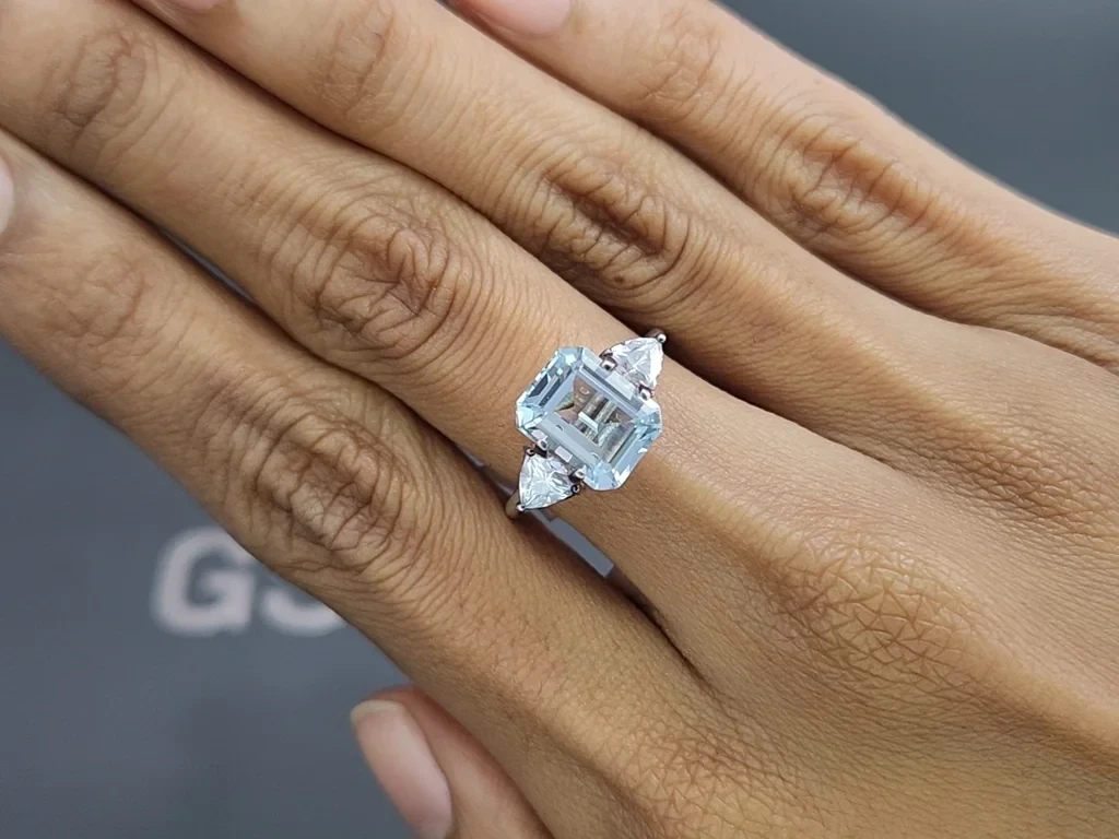 Аквамарин в огранке октагон 2,94 карат, Мадагаскар  Изображение №5