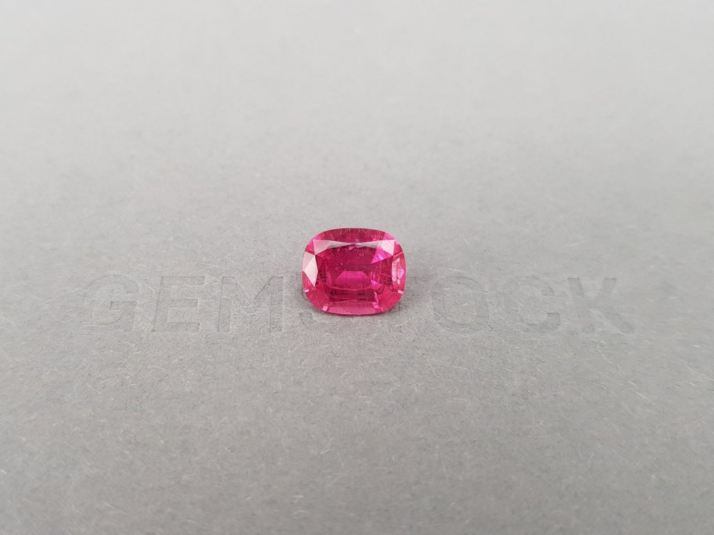 Кольцо с ярко-розовым рубеллитом 2,32 карат в белом золоте 750 пробы Изображение №4